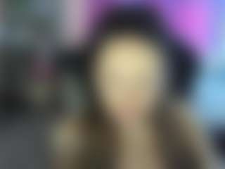 Live cam show with EmilyStevart - Joi on Streamer API