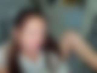 Live cam show with EmilyStevart - Green Eyes on Strip Flash - Live Sex Shows