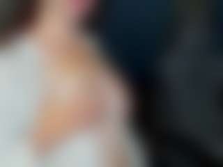Live cam show with EmilyStevart - Green Eyes on Camsoda