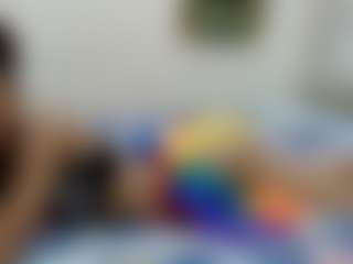 Live cam show with FluffyPeach23 - Brown Eyes on Camming Site