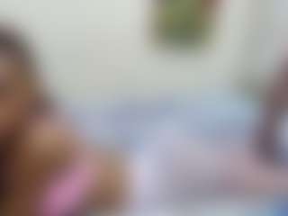 FluffyPeach23's Live Sex Cam Show