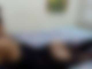 FluffyPeach23's Live Sex Cam Show