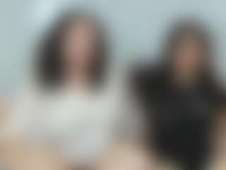 genesis-y-moon's Live Sex Cam Show