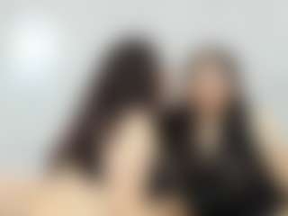 genesis-y-moon's Live Sex Cam Show
