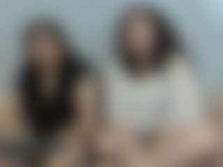 genesis-y-moon's Live Sex Cam Show