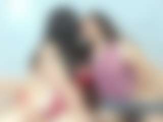 genesis-y-moon's Live Sex Cam Show