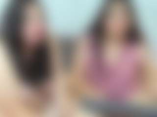 genesis-y-moon's Live Sex Cam Show