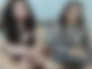genesis-y-moon's Live Sex Cam Show