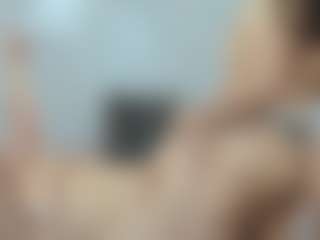 genesis-y-moon's Live Sex Cam Show