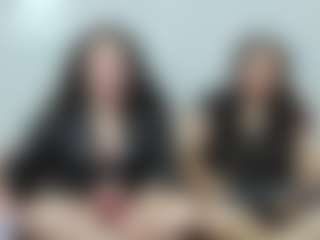 genesis-y-moon's Live Sex Cam Show