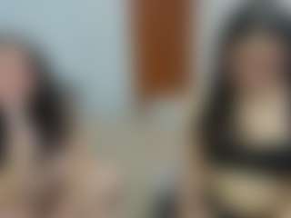 genesis-y-moon's Live Sex Cam Show