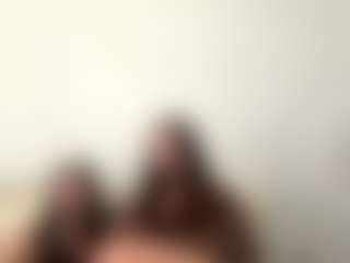 Live cam show with GwennBrevard - Average on Camsoda