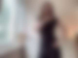 RoseleeMcdeavitt's Live Sex Cam Show