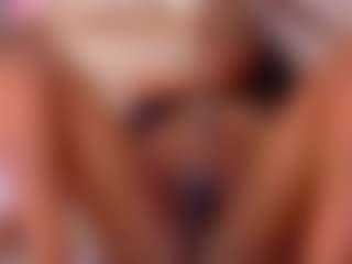 rossiecameron's Live Sex Cam Show