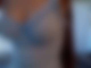Live cam show with Ancientpeek - Upskirt on Big Tits