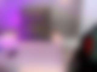 Live cam show with AshleysofiaTheninson - Smoking on fapnchat