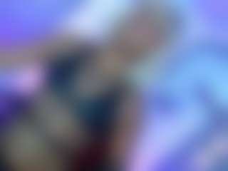 Live cam show with AshleysofiaTheninson - Drinking on CamwithHer