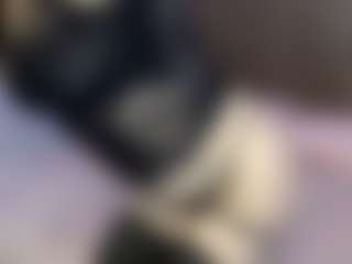 RonaRichi's Live Sex Cam Show