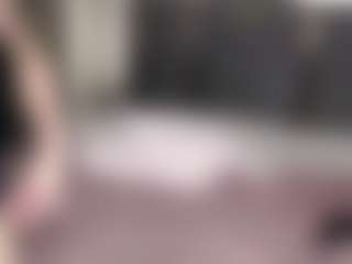 Live cam show with RonaRichi - Blonde Hair on TastyBlacksLive