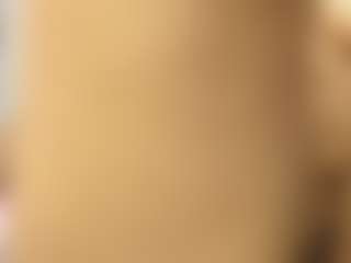 roxanne4u's Live Sex Cam Show