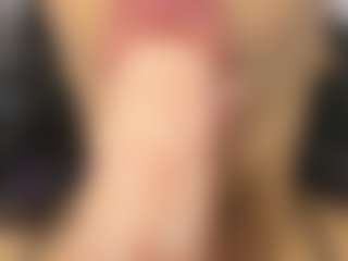 Live cam show with roxanne4u - Brown Hair MILF on Camsoda