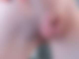 DeltaCharmのライブセックスチャットショー