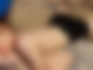 Live cam show with DeltaCharm - Tease on Ass Tok