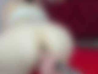 Live cam show with karlahotks - Facial on Camsoda