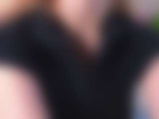 Live cam show with SugarSuccubus - Green Eyes on milfzrlive.com