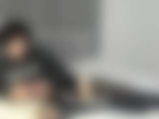 Live cam show with WinterSable - Nipple Piercings on Camming Site