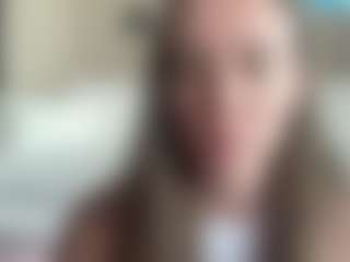Zavena's Live Sex Cam Show