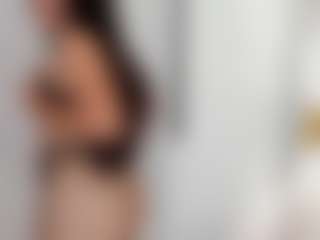 emmawatson-1's Live Sex Cam Show