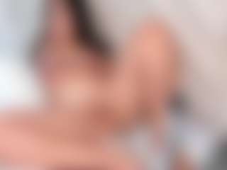 emmawatson-1's Live Sex Cam Show
