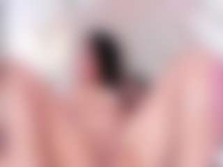 emmawatson-1's Live Sex Cam Show