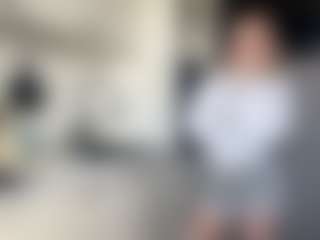 Live cam show with SantanaAveritte - Facial on Camsoda