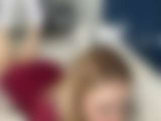 Live cam show with SantanaAveritte - Body Massage on madthumbs