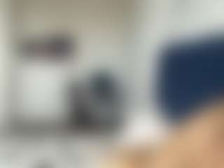 Live cam show with SantanaAveritte - Body Massage on Camsoda
