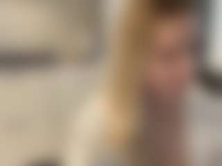 Live cam show with SantanaAveritte - Ahegao on Camsoda