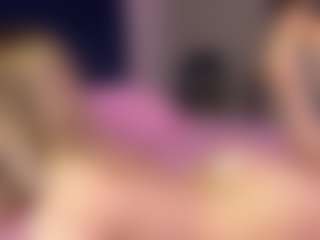 Live cam show with SantanaAveritte - Suck on Gym Cam Girls