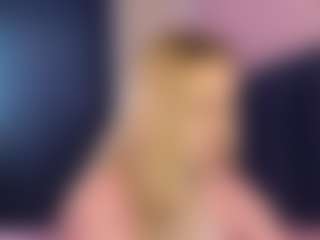 Live cam show with SantanaAveritte - Body Massage on Camsoda