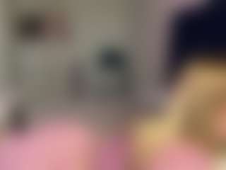 Live cam show with SantanaAveritte - Joi on fuklive.com