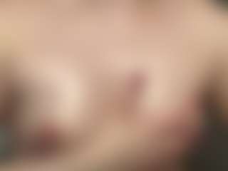 Live cam show with SantanaAveritte - Facial on fuklive.com