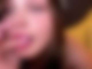 Live cam show with Viola - Facial on SinfulBabes