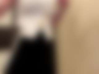 Live cam show with Viola - Facial on Hubzter Live