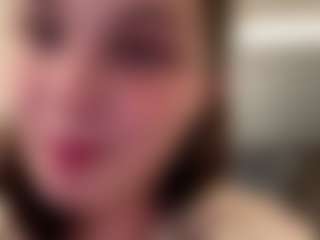 Live cam show with Viola - Granny Squirt on Camsoda