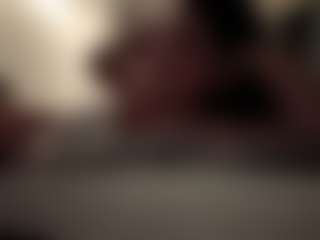 Live cam show with Viola - Eating Pussy on livesuperchat.net