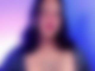 Live cam show with salomemiranda - Teen (18+) on Dolls Live