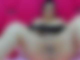 Live cam show with Ivy - Thick on friskycurves.com