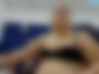Live cam show with Ivy - Body Massage on EXY