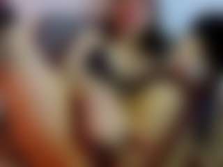 Live-Cam-Show mit KristenMeloche - Large Tits auf Camsoda